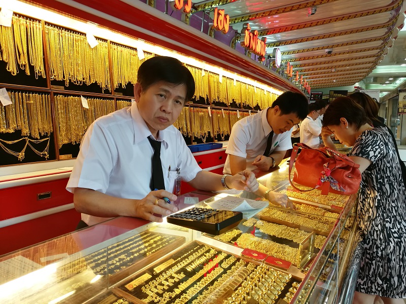 Membeli Emas di Thailand