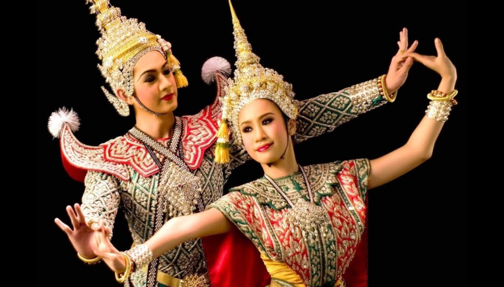 Eksplorasi Pesona Keindahan Budaya melalui Headgear Thailand